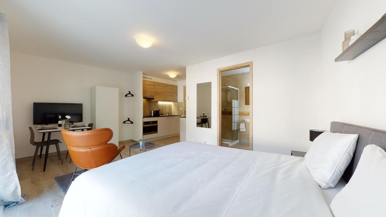Nonanteneuf Appart Hotel Aigle - Contactless Check-In Exterior photo